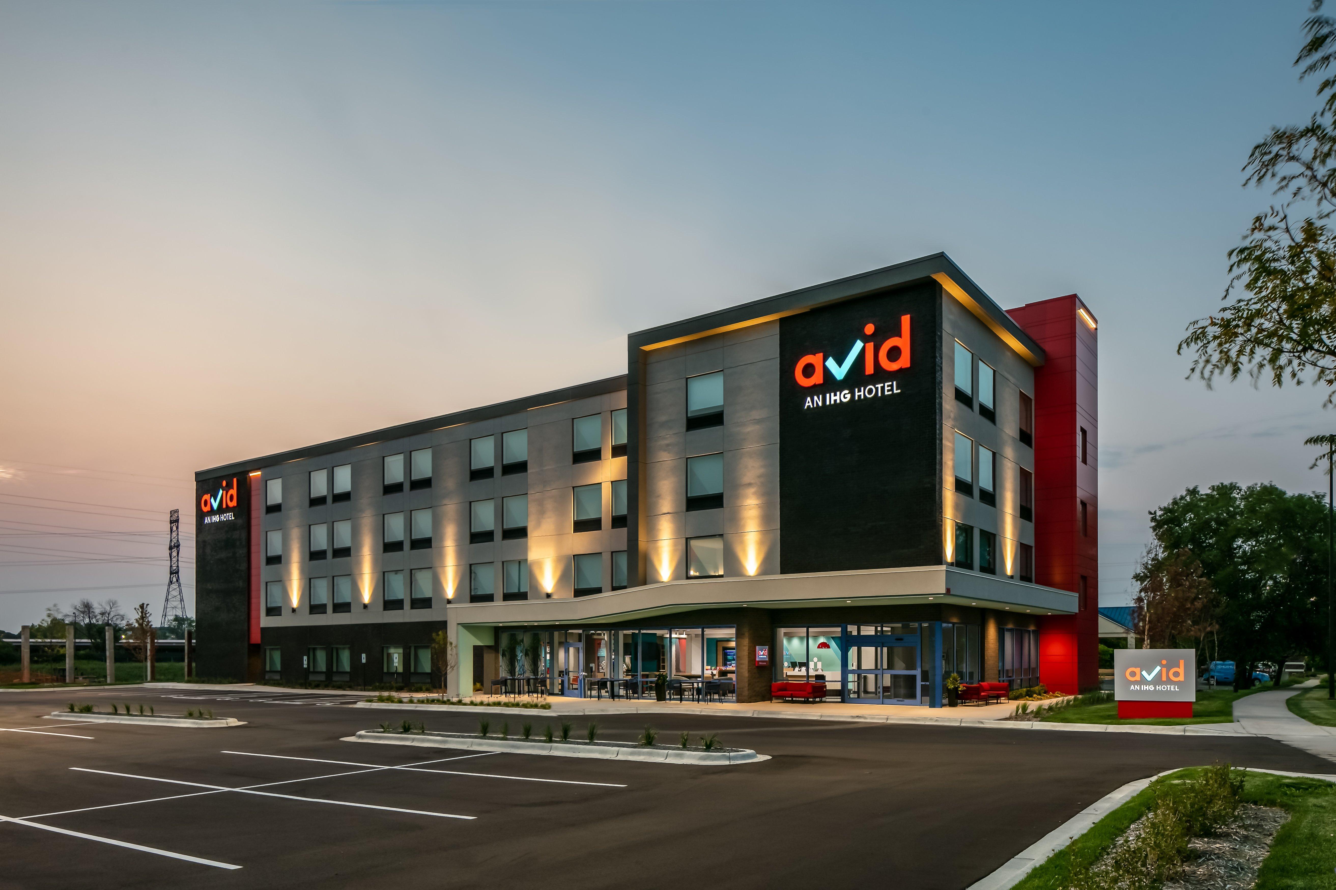 Avid Hotels - Roseville - Minneapolis North, An Ihg Hotel Eksteriør billede